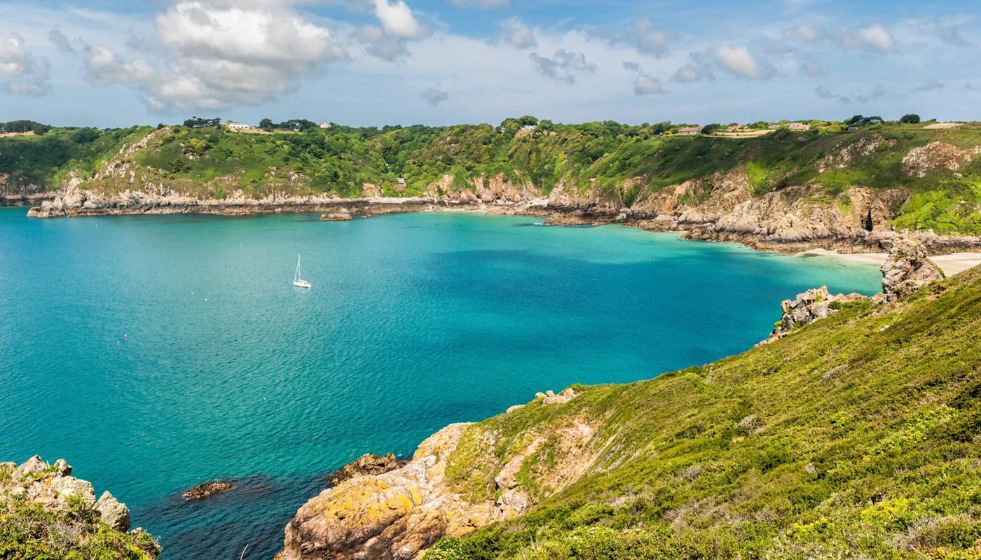 The Complete Guide to KYB Compliance in Guernsey 